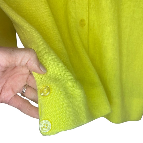 Vintage Lacoste 100% Wool Knit Oversized Button Up V-Neck Sweater Neon Yellow - Picture 6 of 11
